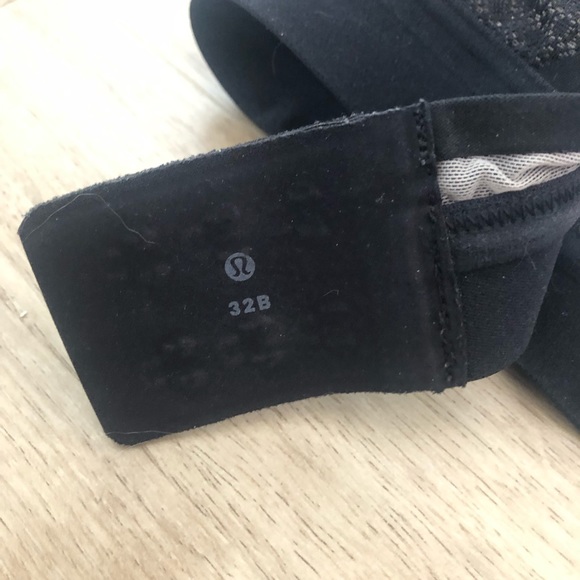 Lululemon Awake to Lace Bra (32B) - Picture 3 of 6